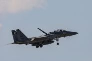 Israël frappe Téhéran tandis que l'Iran riposte par des tirs de missiles balistiques