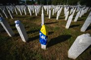 «Douleur dans l'âme»: la Bosnie commémore le génocide de Srebrenica, 30 ans après