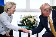 Trump et Von der Leyen arrachent \