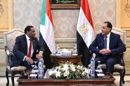 Le Premier ministre soudanais en Égypte pour sa première visite à l’étranger 