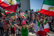 À Los Angeles, la diaspora iranienne danse de joie à l'annonce de la mort de Khamenei