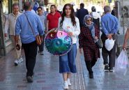 Iran: le voile tombe peu à peu, mais les restrictions demeurent