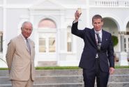 Aux Bermudes, Charles III confronté à l'histoire de l'esclavage