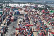 La Chine affiche un commerce vigoureux, malgré la guerre