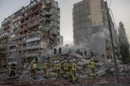 Ukraine: un mort et 31 blessés dans une vaste attaque nocturne sur Kiev