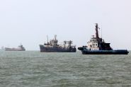 Washington dément qu'un pétrolier a heurté des mines en tentant de franchir le détroit d'Ormuz