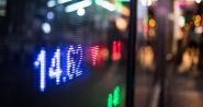 Les Bourses optimistes mais prudentes après l'annonce de l'accord commercial avec Londres