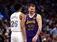 NBA: Doncic de retour en héros ému à Dallas