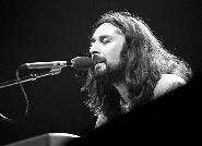 Rick Davies, légende du rock et fondateur de Supertramp, s’éteint