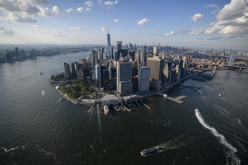 New York est battue par les flots, mais ne sombrera pas