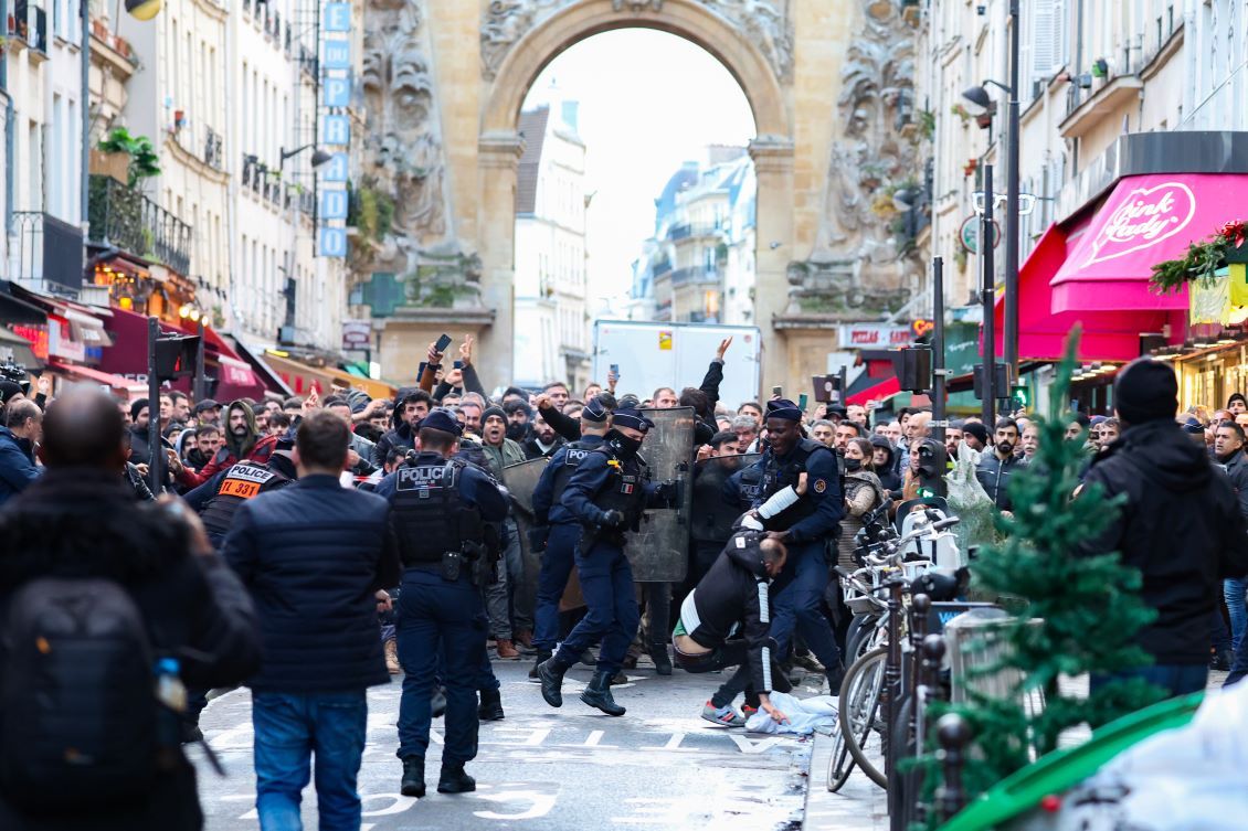 Colère kurde après l'attaque au 10e arrondissement de Paris