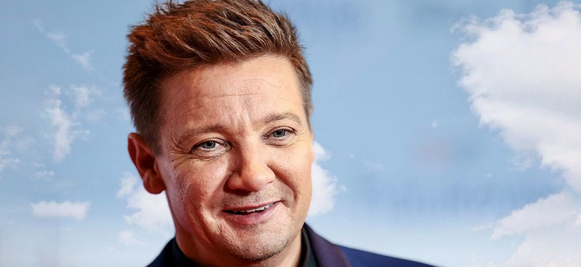 Jeremy Renner se blesse grièvement en déneigeant