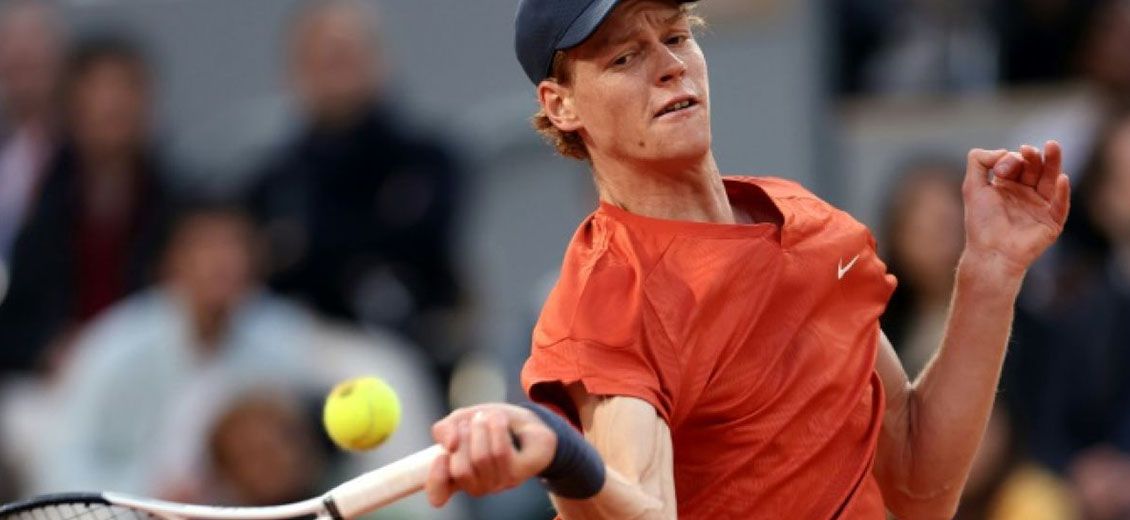 Roland-Garros: Alcaraz et Sinner à une marche d'une demi-finale choc