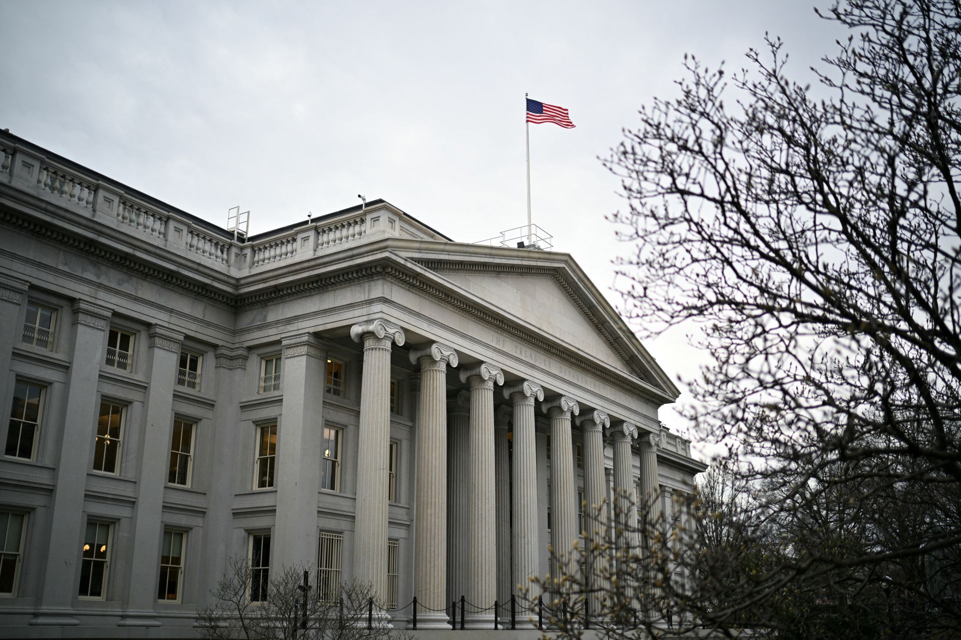 Les États-Unis sanctionnent quatre financiers clés du Hezbollah au Liban et en Iran