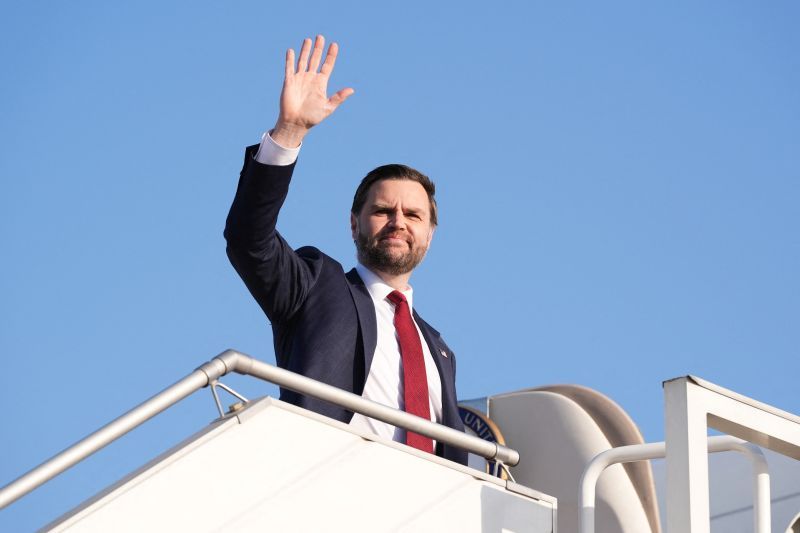 Vance à Geagea: Washington ne reconnaît que l’État libanais comme autorité légitime