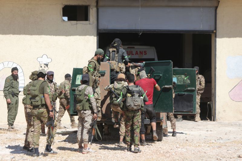 La Syrie refuse que les Kurdes conservent leurs armes malgré l’accord d’intégration
