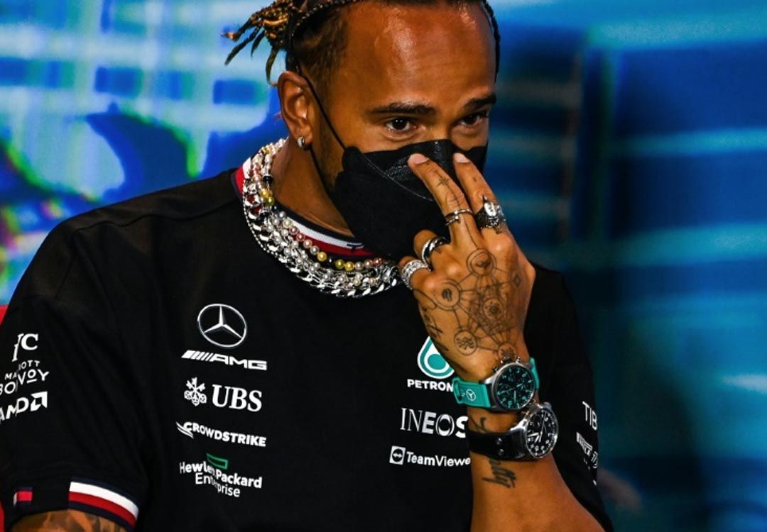 Hamilton tient tête à la FIA sur une mesure anti-bijoux