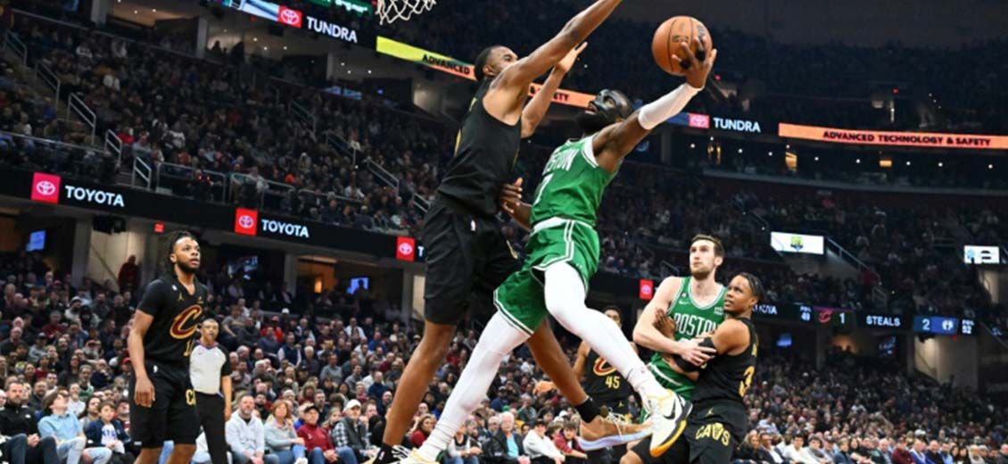 NBA: Boston craque encore sur la fin à Cleveland