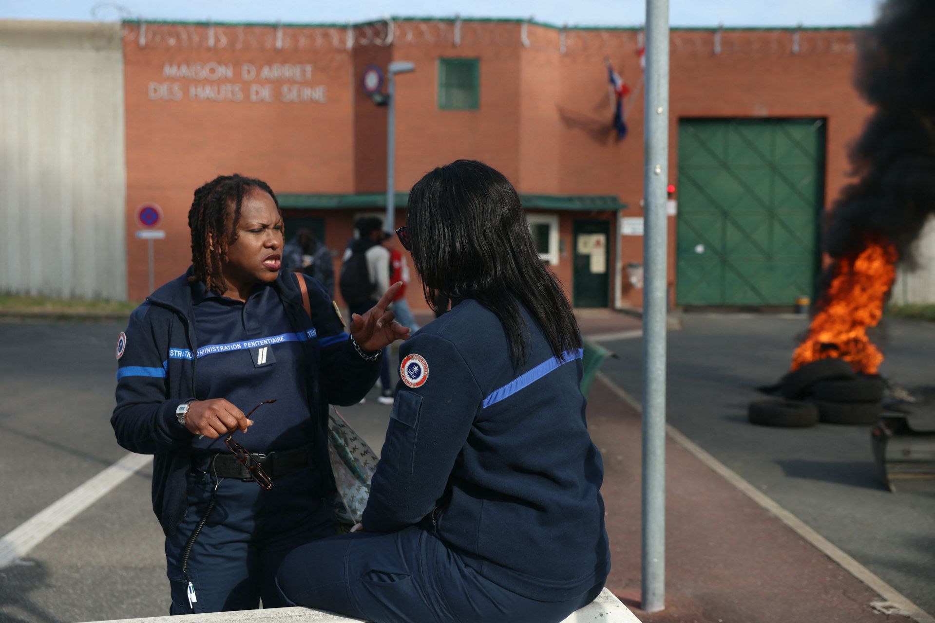 Face à la surpopulation carcérale, des actions de blocage de prisons françaises