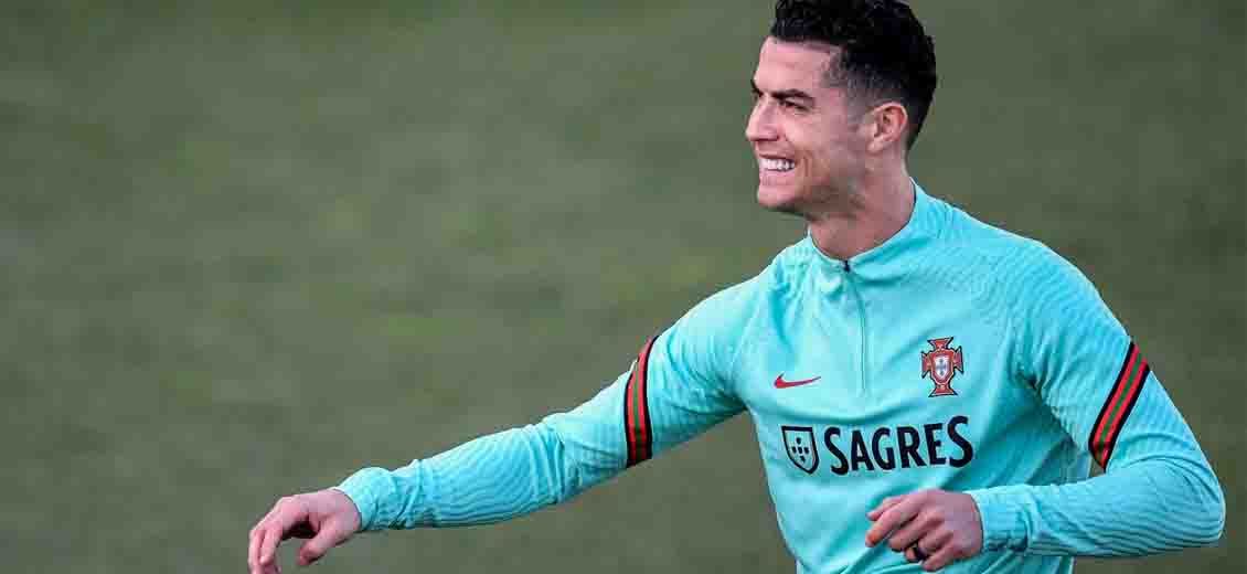 Le Portugal entre avec Ronaldo dans l'ère Martinez