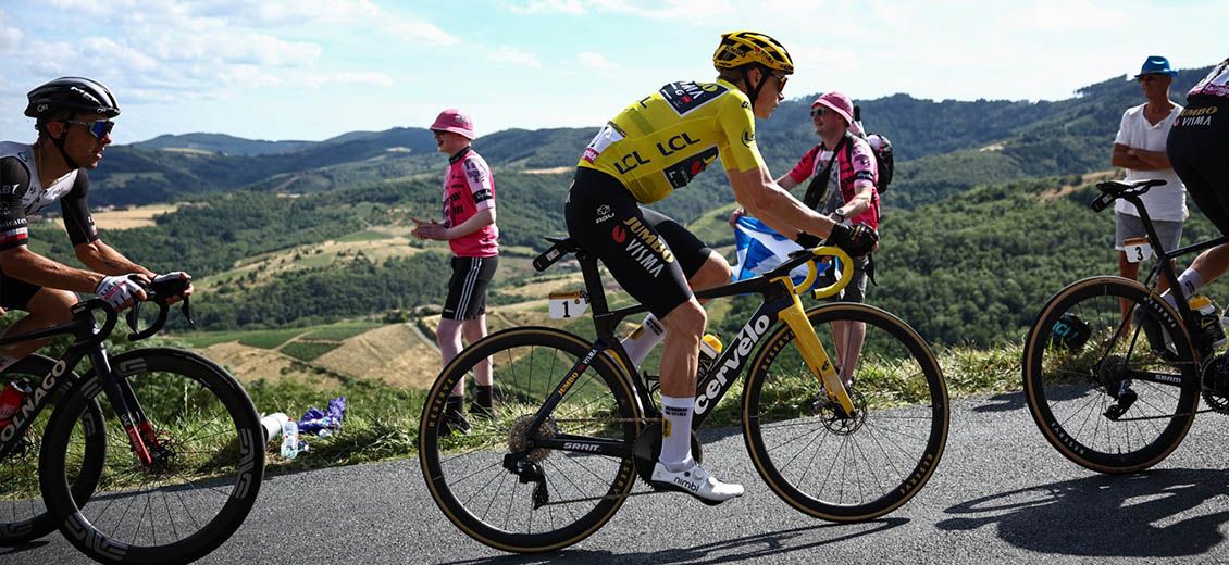 Tour de France: le peloton à l'assaut du Jura