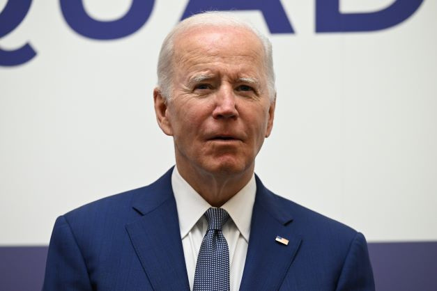 Biden désarçonne avec ses propos belliqueux