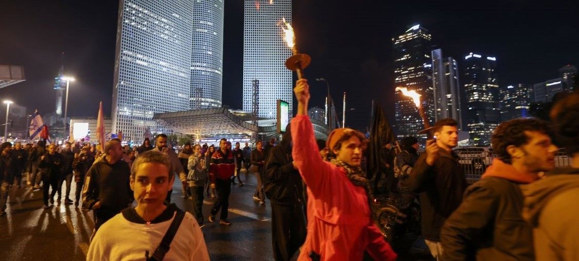 Les Israéliens manifestent contre «Netanyahu et les fascistes»