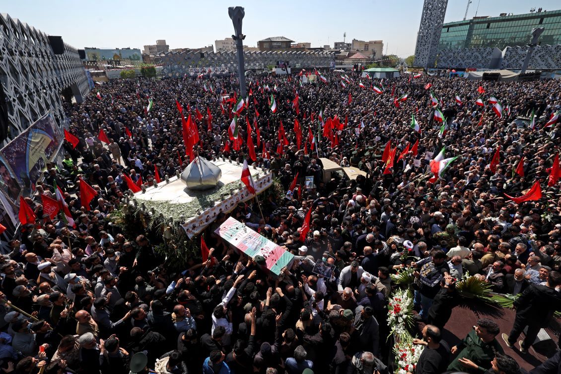 Iran: hommage public à deux Pasdaran tués par Israël