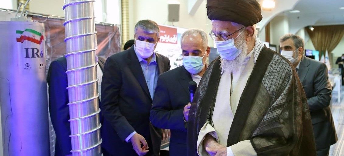 Nucléaire: Khamenei souffle le chaud et le froid