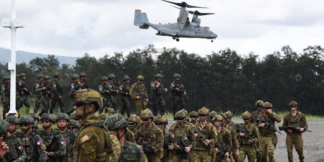 Exercices militaires australo-philippins en mer de Chine méridionale