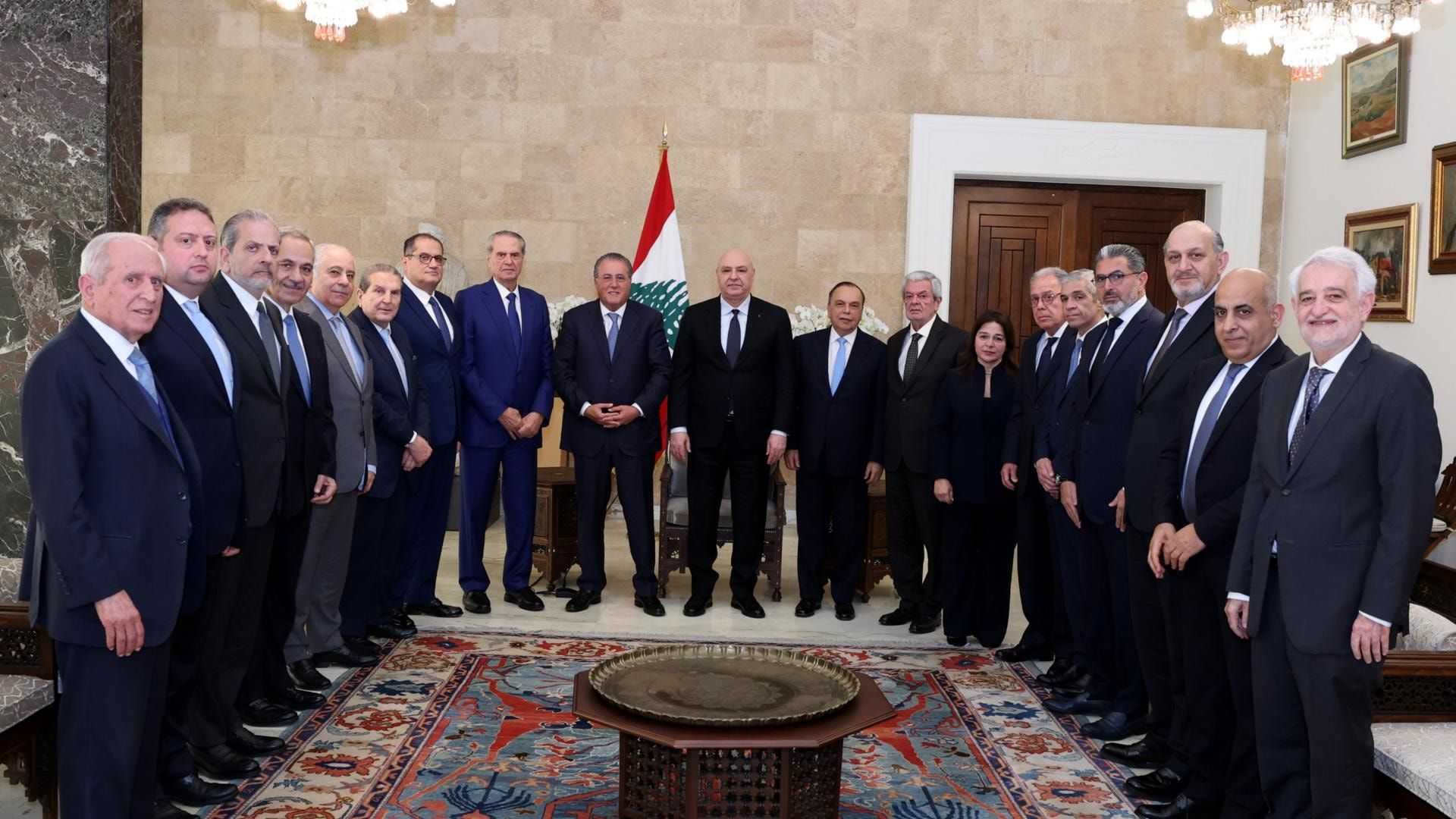 Aoun: Le Liban attend que les États-Unis fixent une date pour les négociations avec Israël 