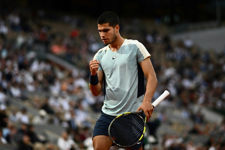 Roland-Garros: Alcaraz réussit une entrée solide