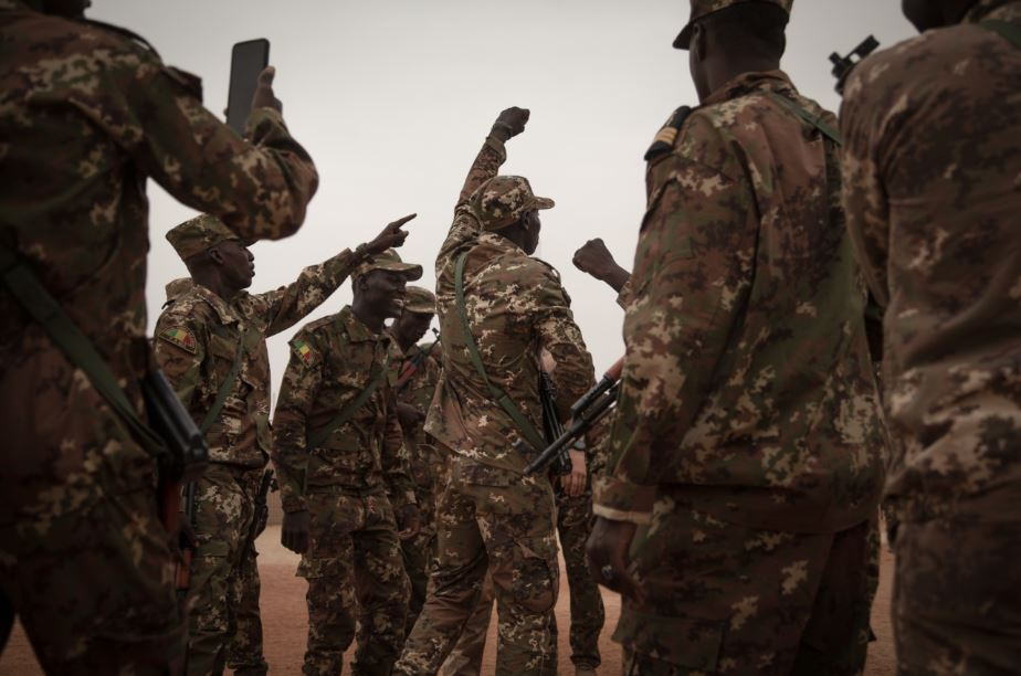 Mali: des violences imputables à l'armée et des «étrangers»