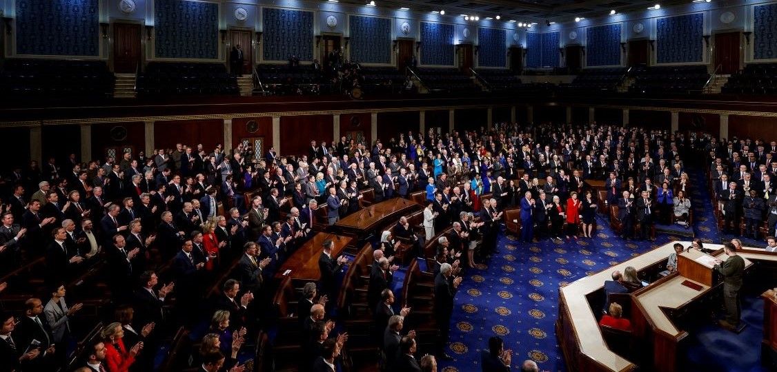 Au Congrès, dissension entre Républicains et hostilités contre Biden