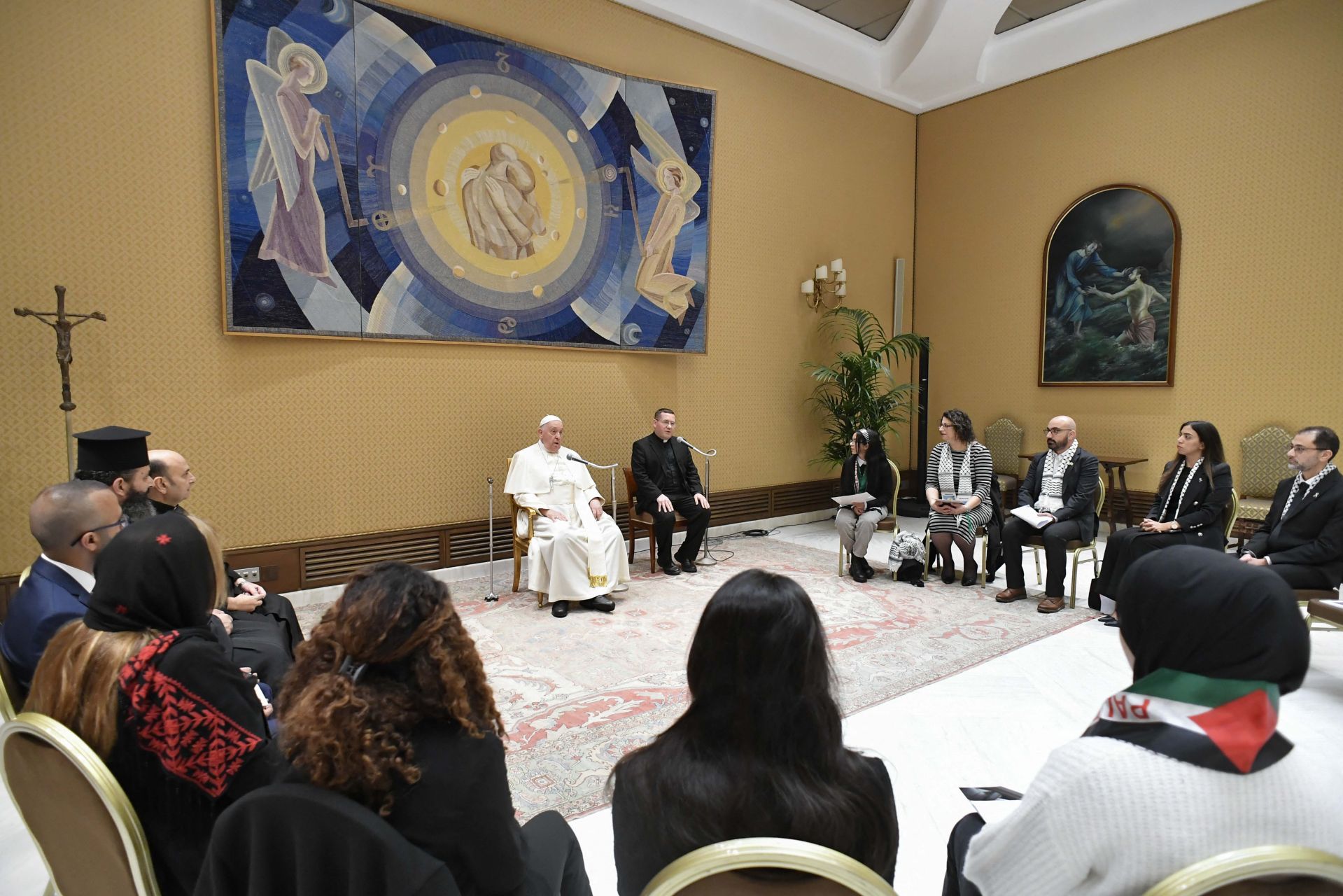 “Un véritable ami de la Palestine”: l’émotion du monde arabe après la mort du pape François