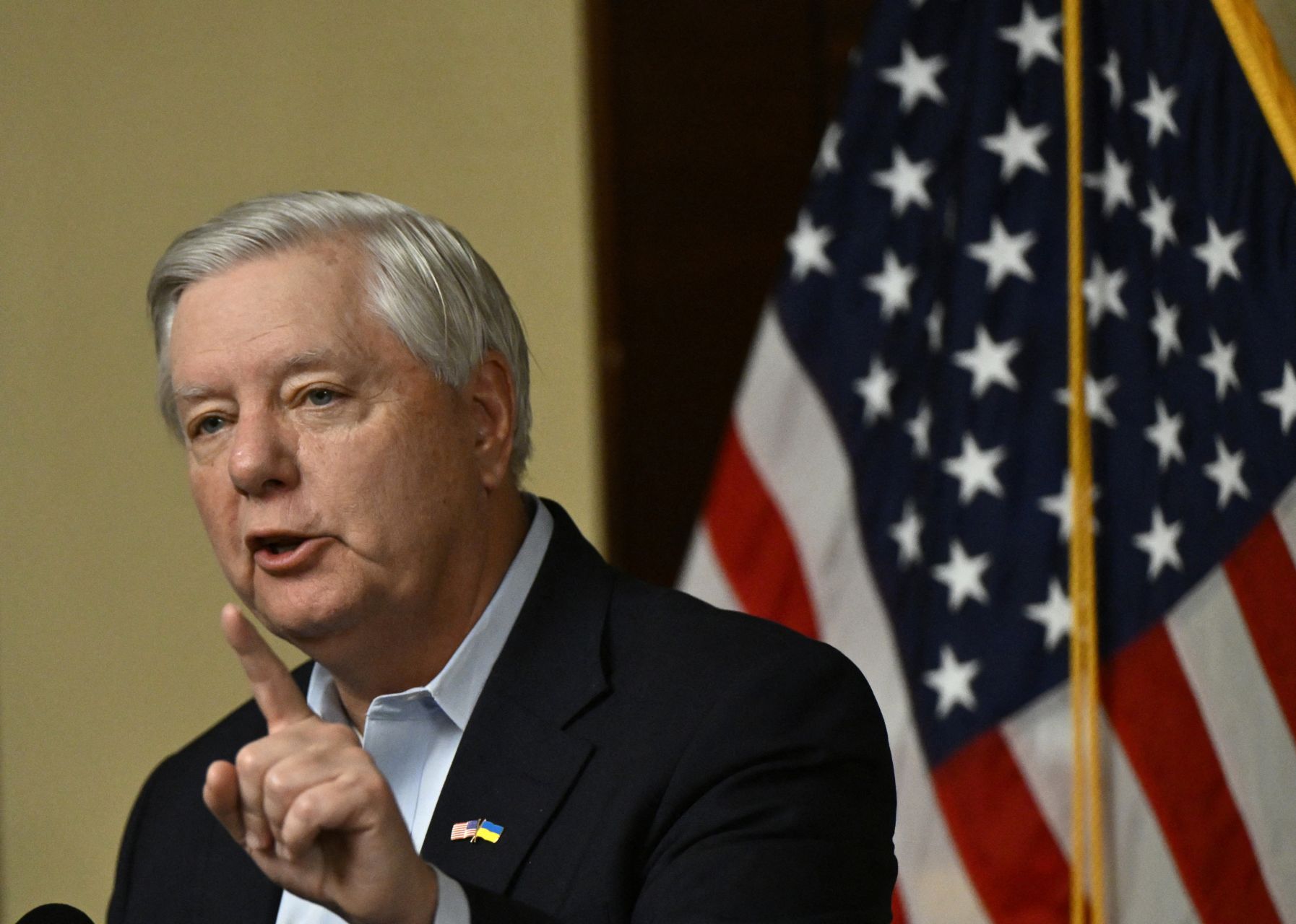 Lindsey Graham avertit l’Iran et promet «l’aide» aux dissidents