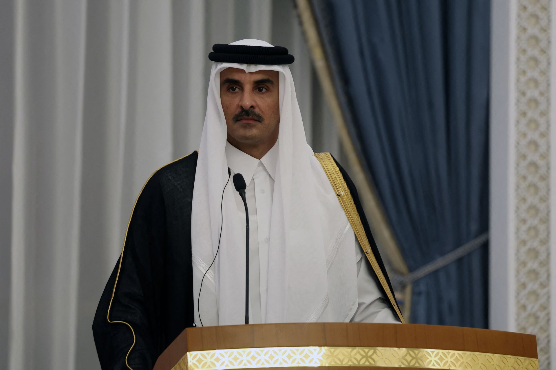 L’émir du Qatar accuse Israël d’étendre le conflit