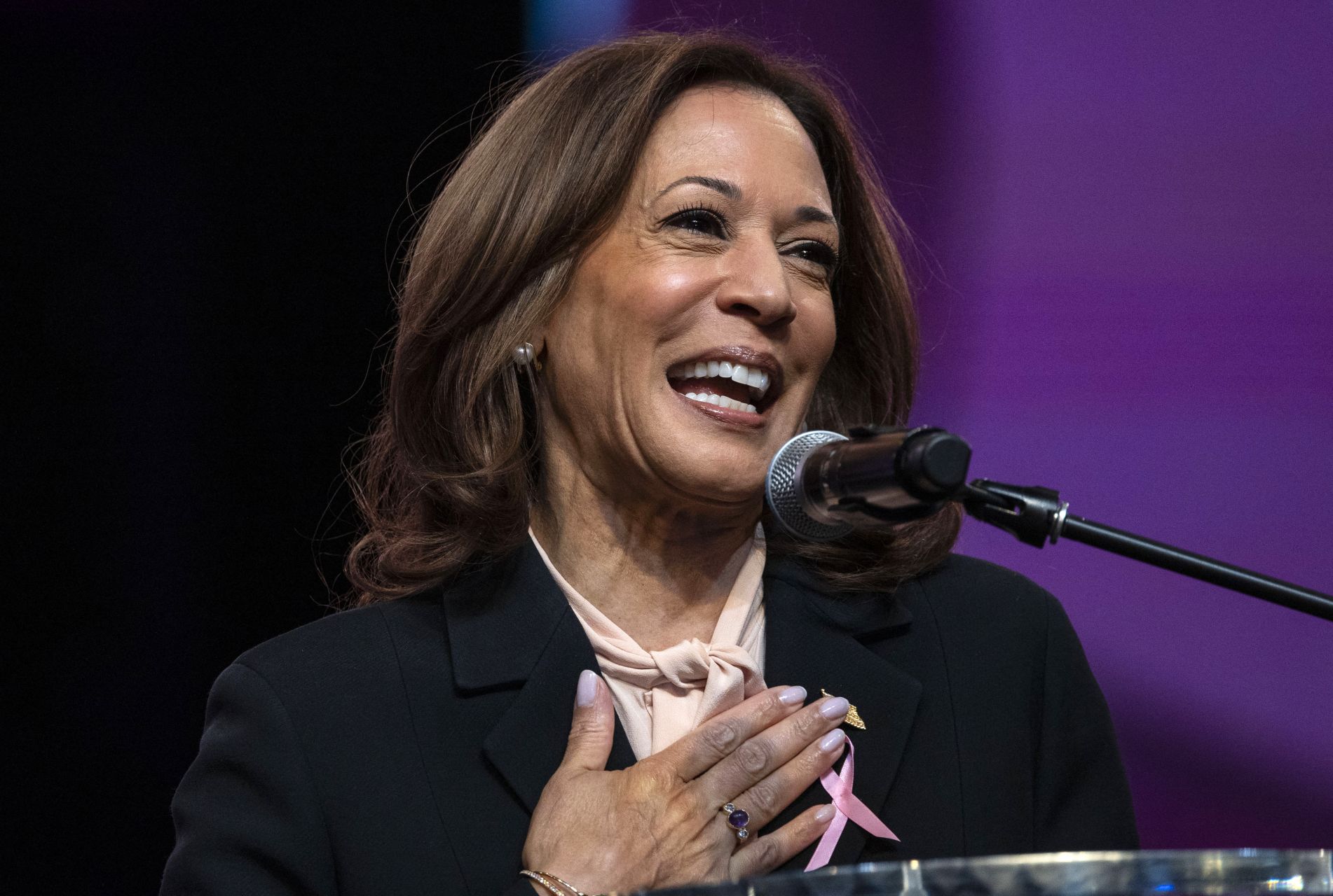 Harris a 60 ans mais veut surtout parler de l'âge de Trump