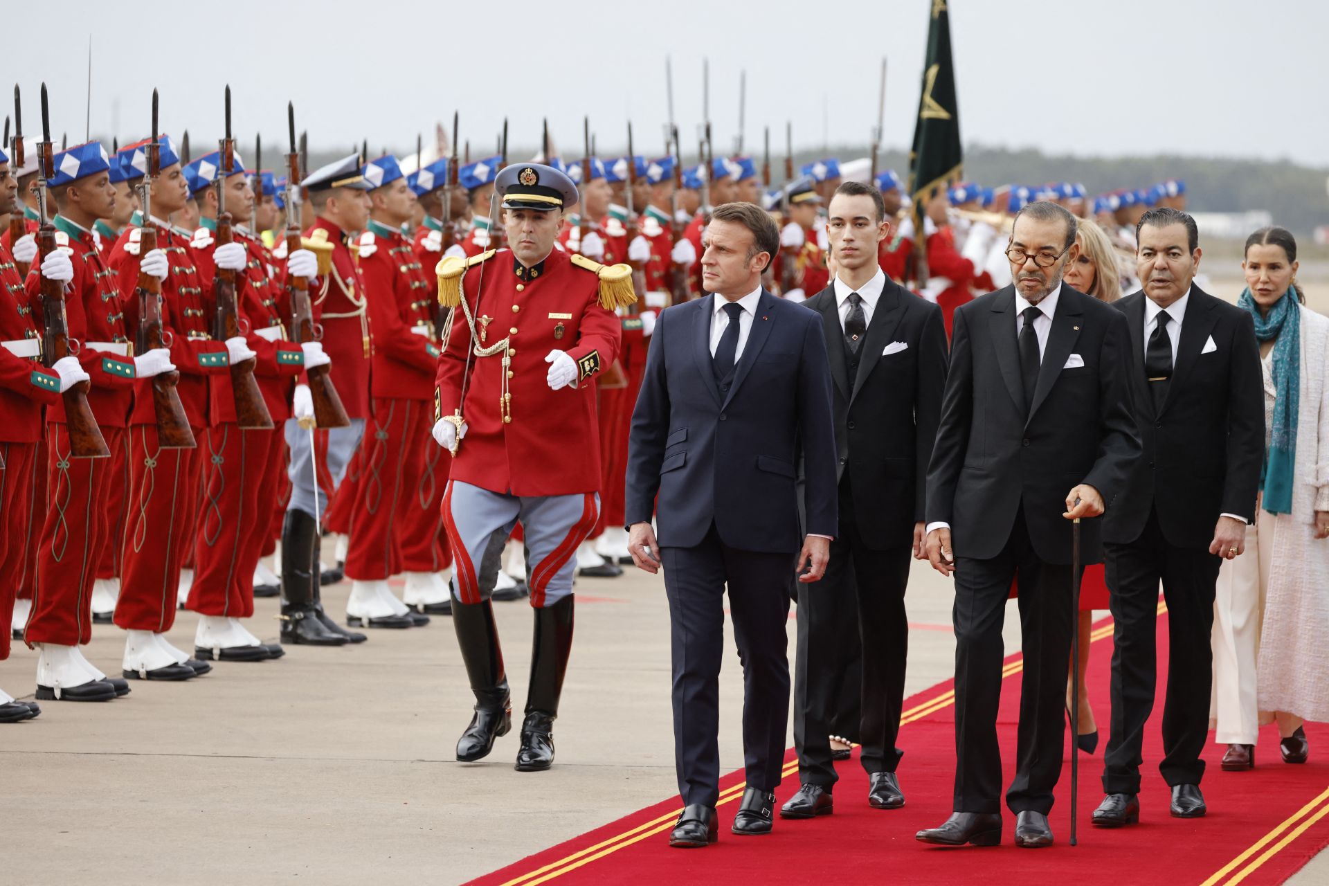 Immigration, contrats: Macron poursuit sa visite d'État au Maroc