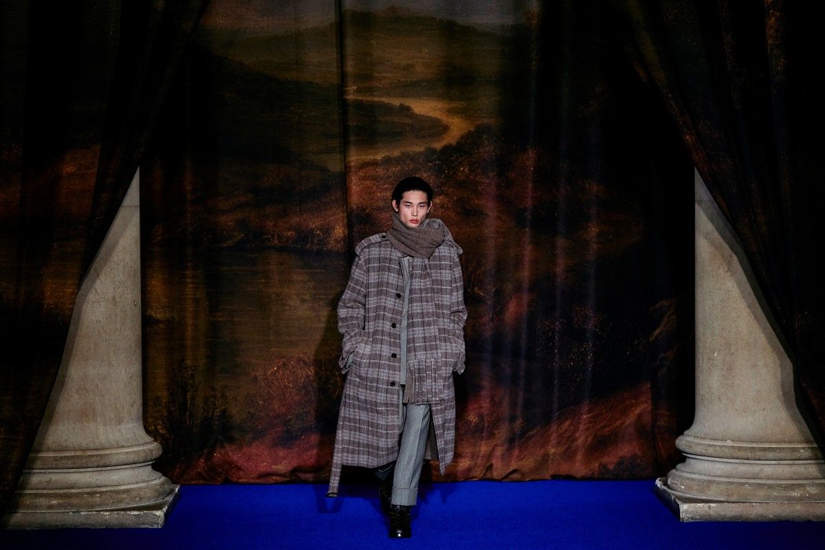 Fashion Week de Londres: Burberry redonne vie au charme britannique