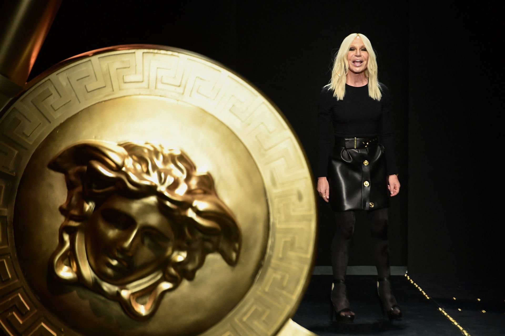 Clap de fin pour Donatella Versace à la direction artistique de Versace