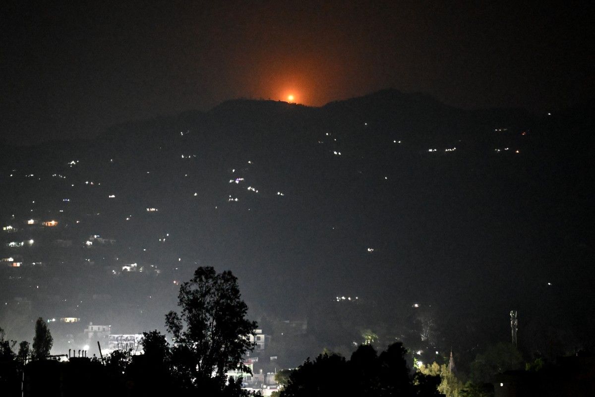 L'Inde et le Pakistan s'accusent d'attaques de drones après une journée meurtrière