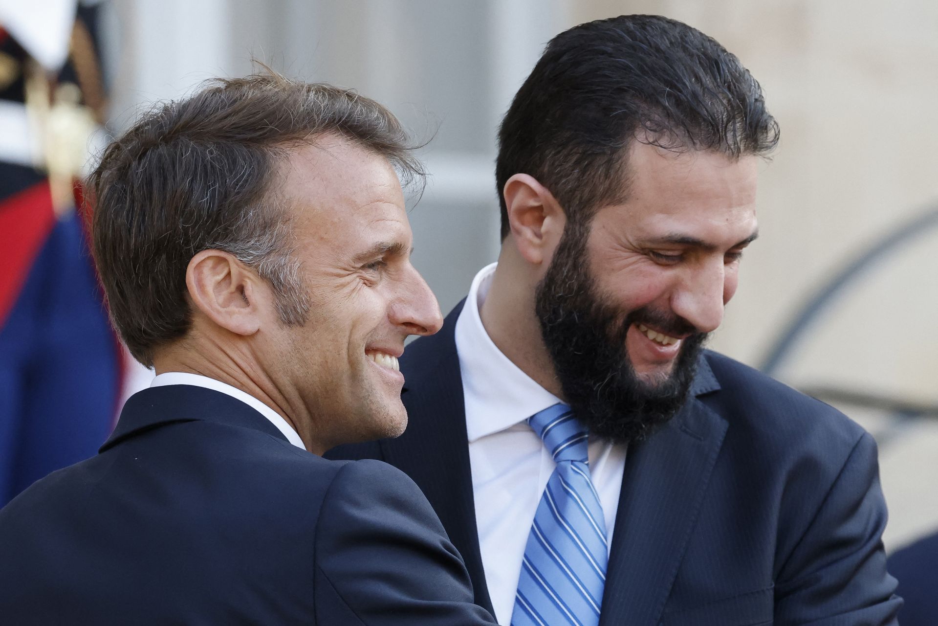 Syrie: Macron juge «impératif d'éviter» que la violence se répète, après un échange avec al-Chareh
