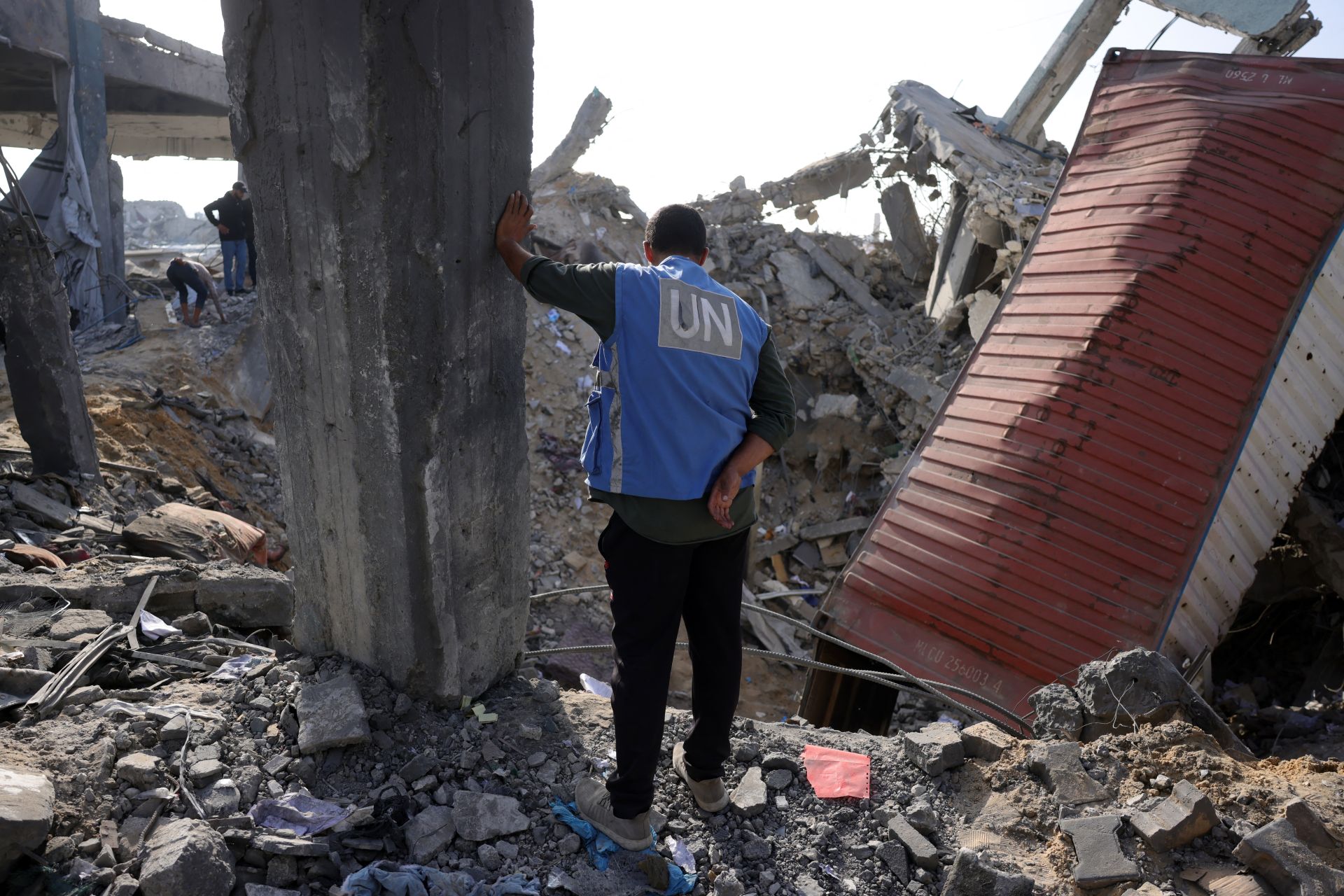 Gaza : Israël intensifie son offensive, la Défense civile annonce 44 morts