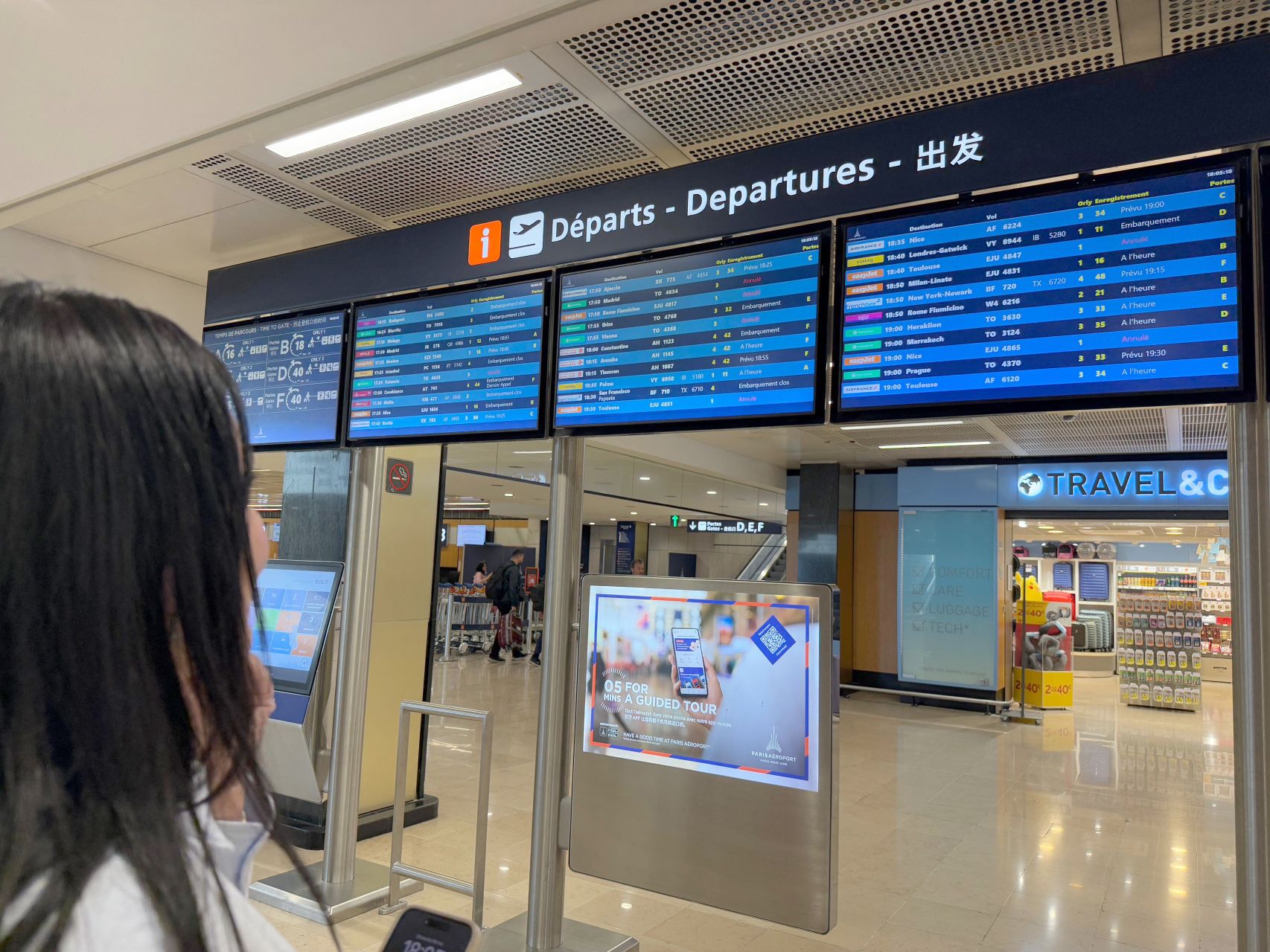 Panne à l'aéroport de Paris-Orly, la DGAC demande l'annulation de 15% des vols lundi
