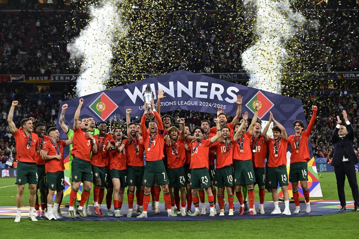 Ligue des nations: Nuno Mendes porte le Portugal de CR7 au sommet en renversant l'Espagne