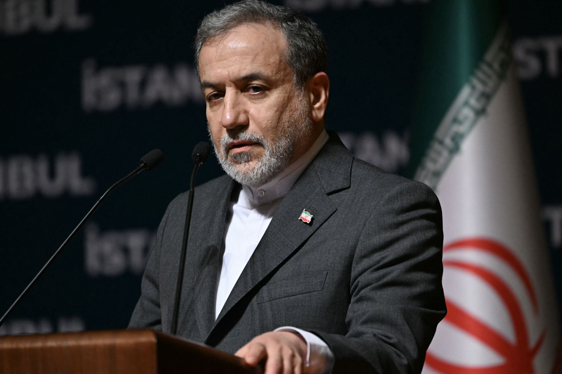 L'Iran promet de se défendre après les frappes américaines