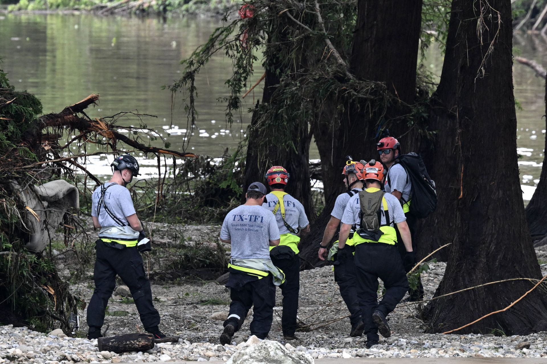 Près de 80 morts dans les inondations au Texas, l'espoir de retouver des survivants s'amenuise