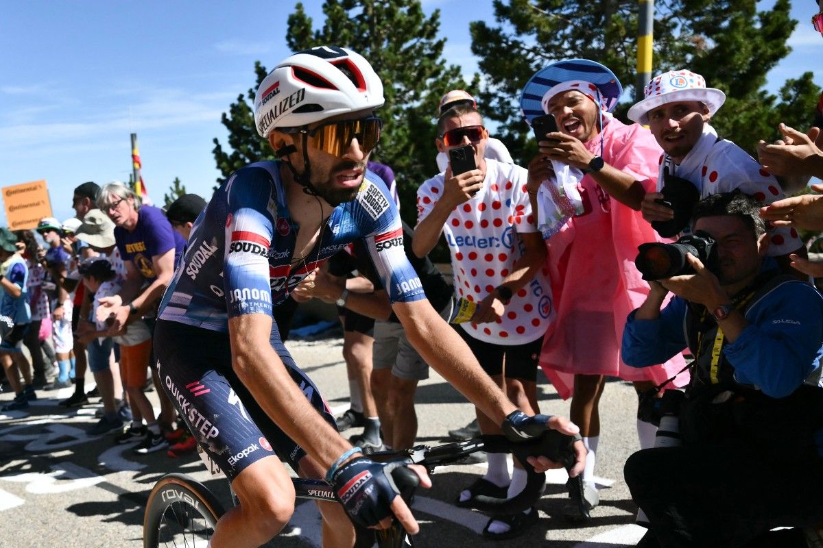 Tour de France: Valentin Paret-Peintre délivre la France au Mont Ventoux