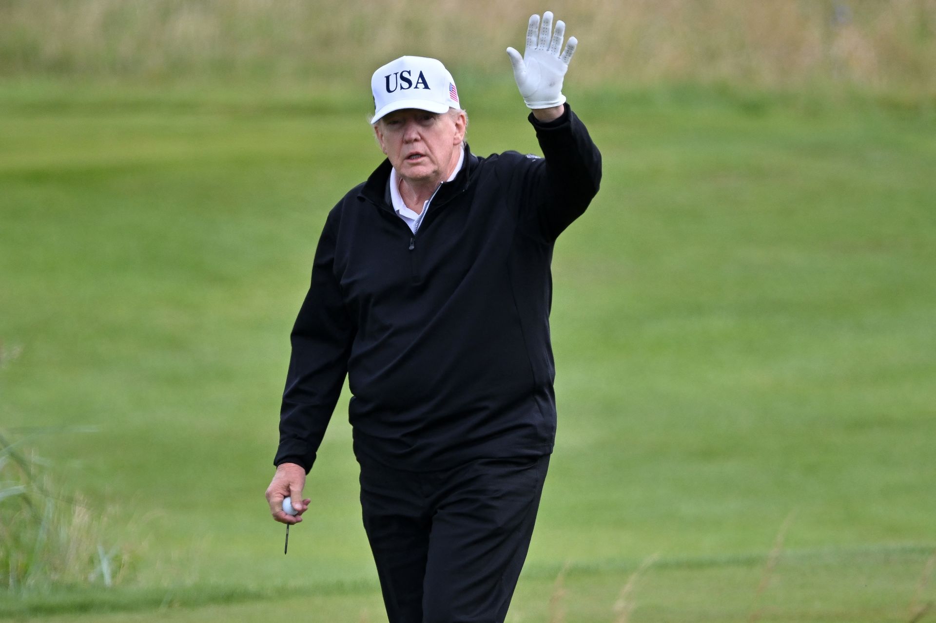 En Écosse, Trump et von der Leyen cherchent l'accord douanier de la dernière heure